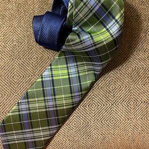 Roundtree &Yorke Trademark Necktie